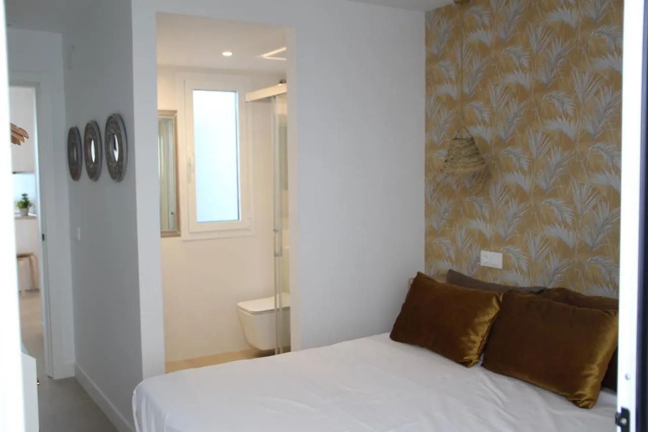 Suite Deluxe Face Mer Apart Malaga Spain