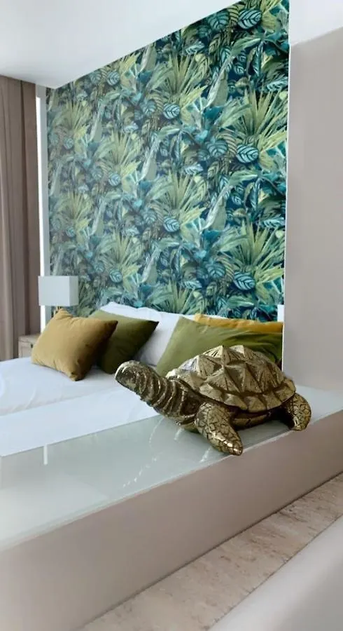 Suite Deluxe Face Mer Apart Malaga